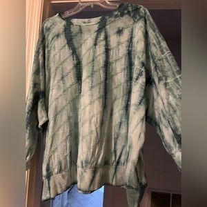 Gray and white tie dye shirt worn once  3xl